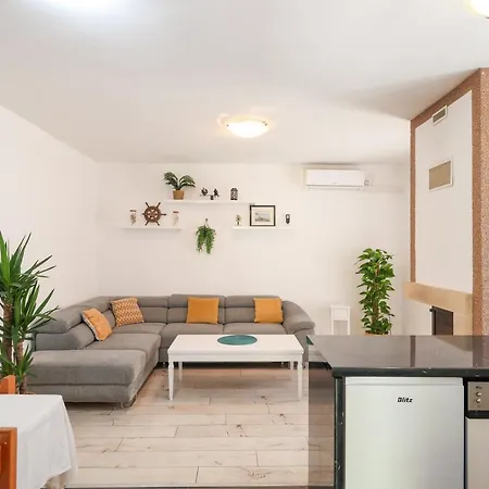 Holiday home Vacation House Jakov