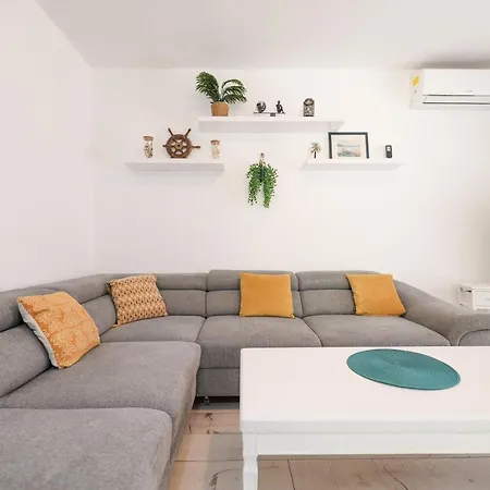 Vacation House Jakov * Zadar