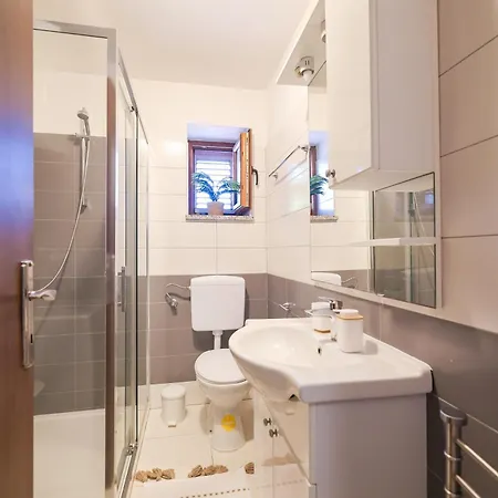 Vacation House Jakov Zadar