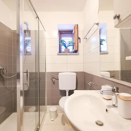 Vacation House Jakov *