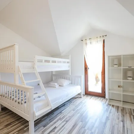 Holiday home Vacation House Jakov *
